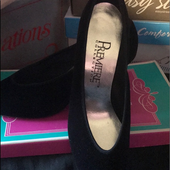 Premiere Collection Suede Shoes - Picture 8 of 15